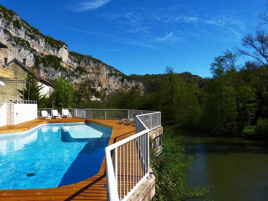 Hotel Restaurant Des Grottes Du Pech Merle Cabrerets 외부 사진