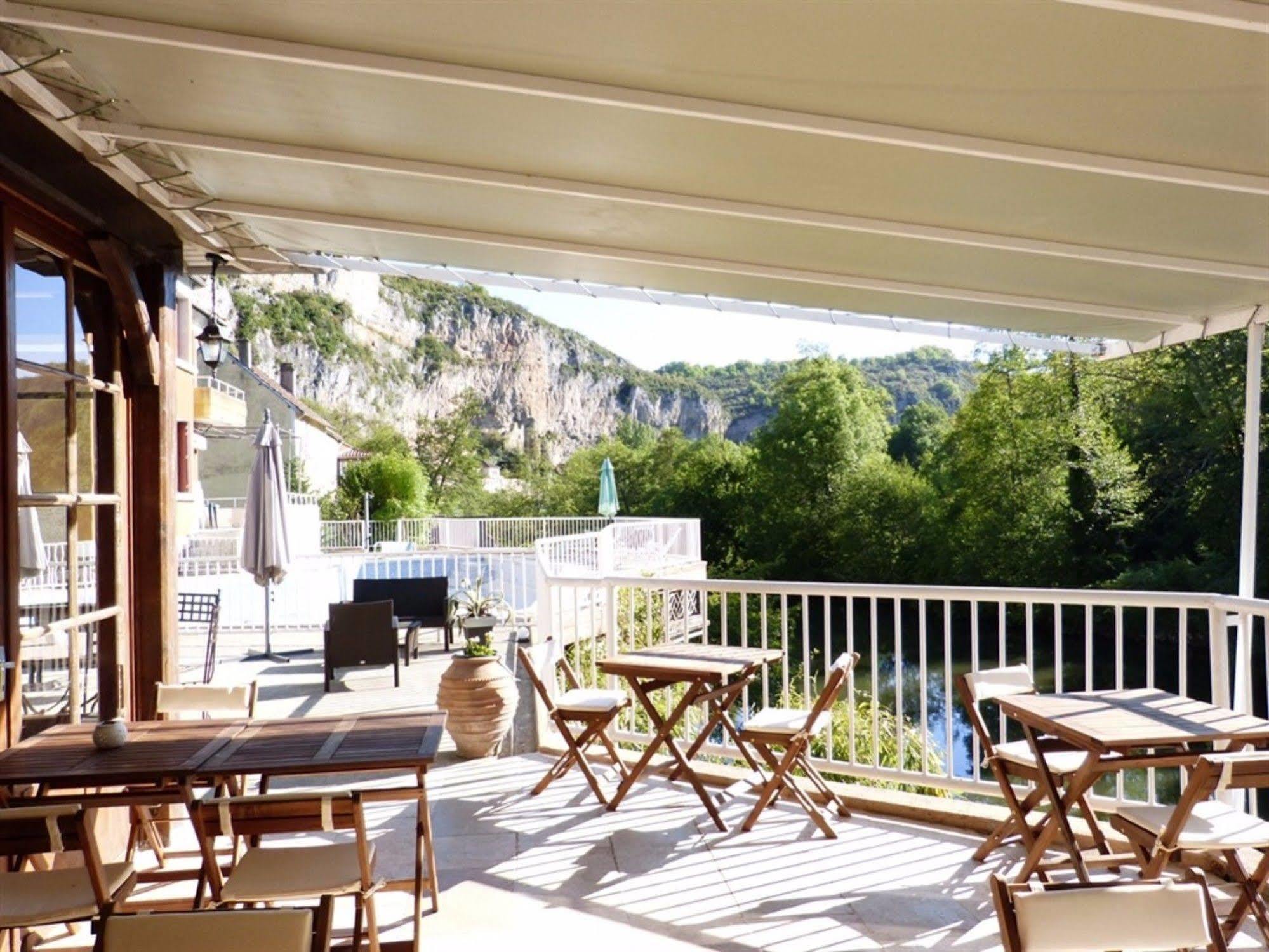 Hotel Restaurant Des Grottes Du Pech Merle Cabrerets 외부 사진